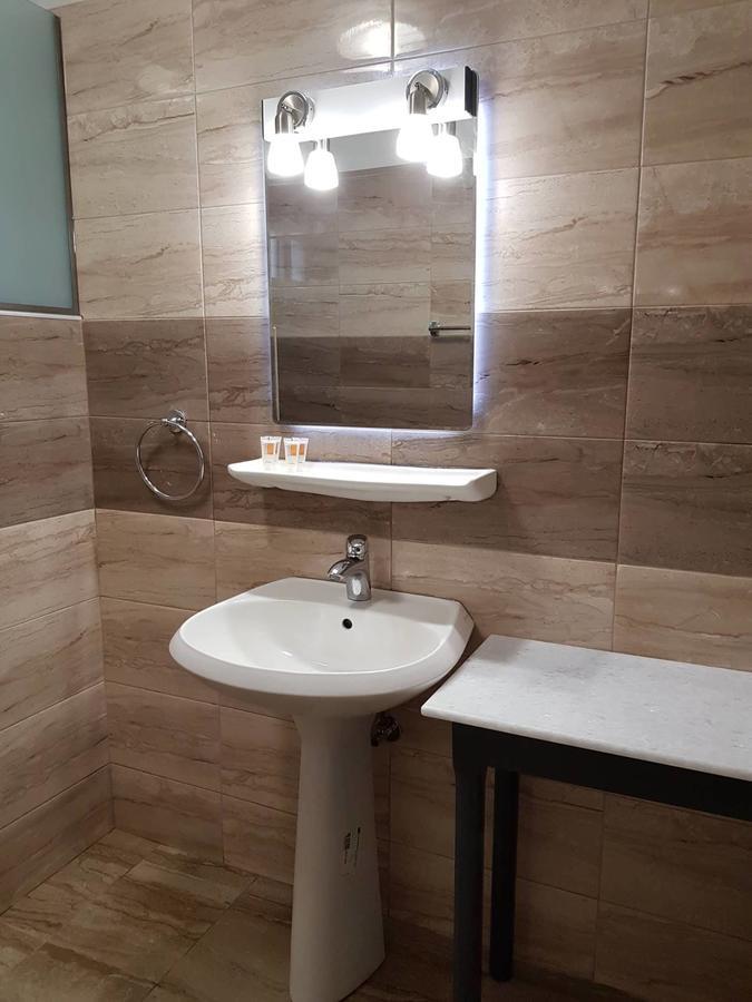 Rea Hotel فاليراكي المظهر الخارجي الصورة